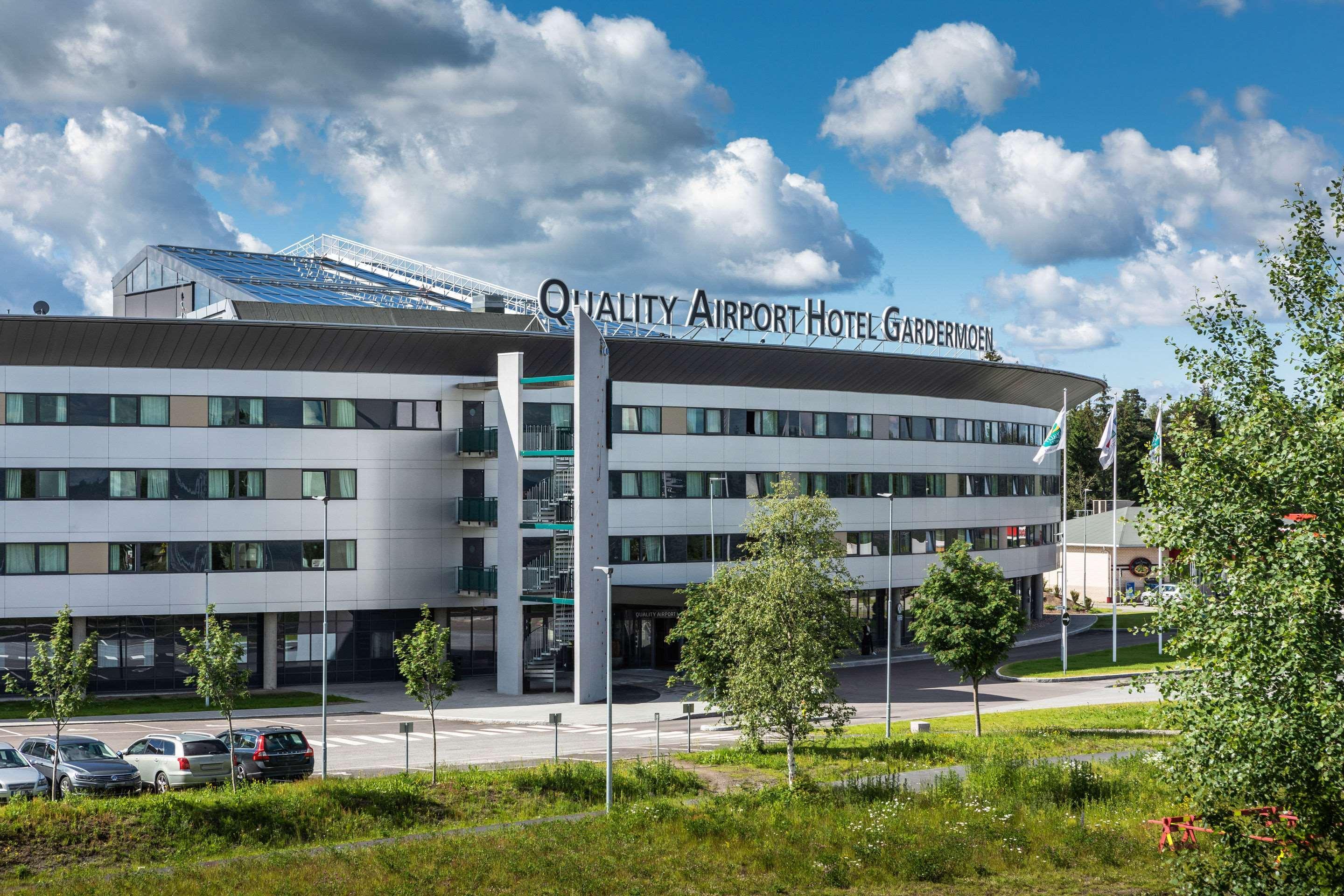 Quality Airport Hotel 4*