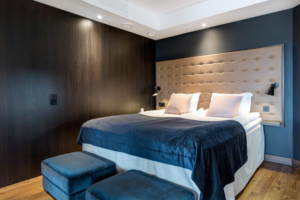 Quality Airport Hotel 4*